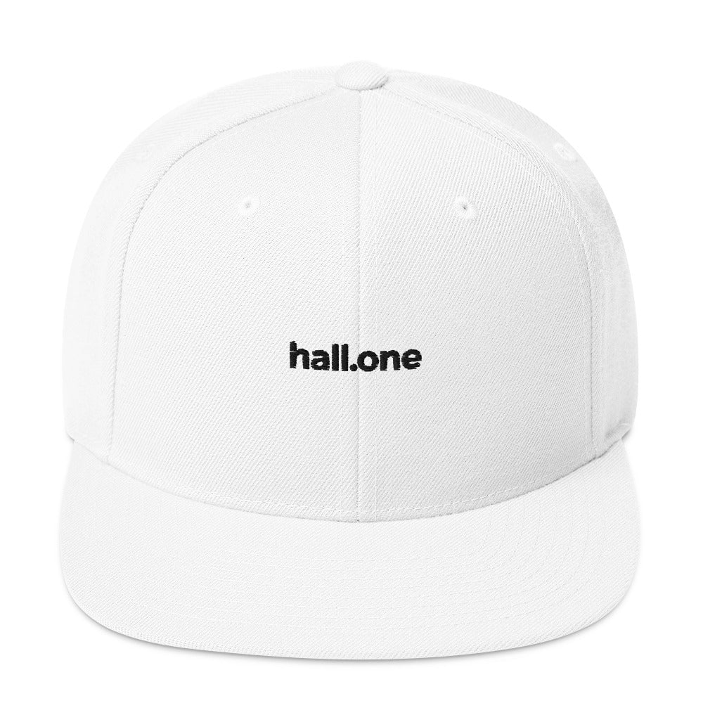 Snapback-Cap: Schildkappe mit Logo - Hall.one