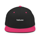 Snapback-Cap: Schildkappe mit Logo - Hall.one