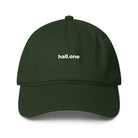 Tief geschnittene Baseball Cap: Personaliserbare Baseball Cap - Hall.one
